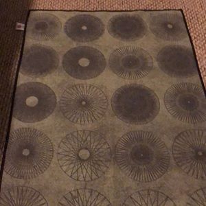 Yogitoe symmetrical circles